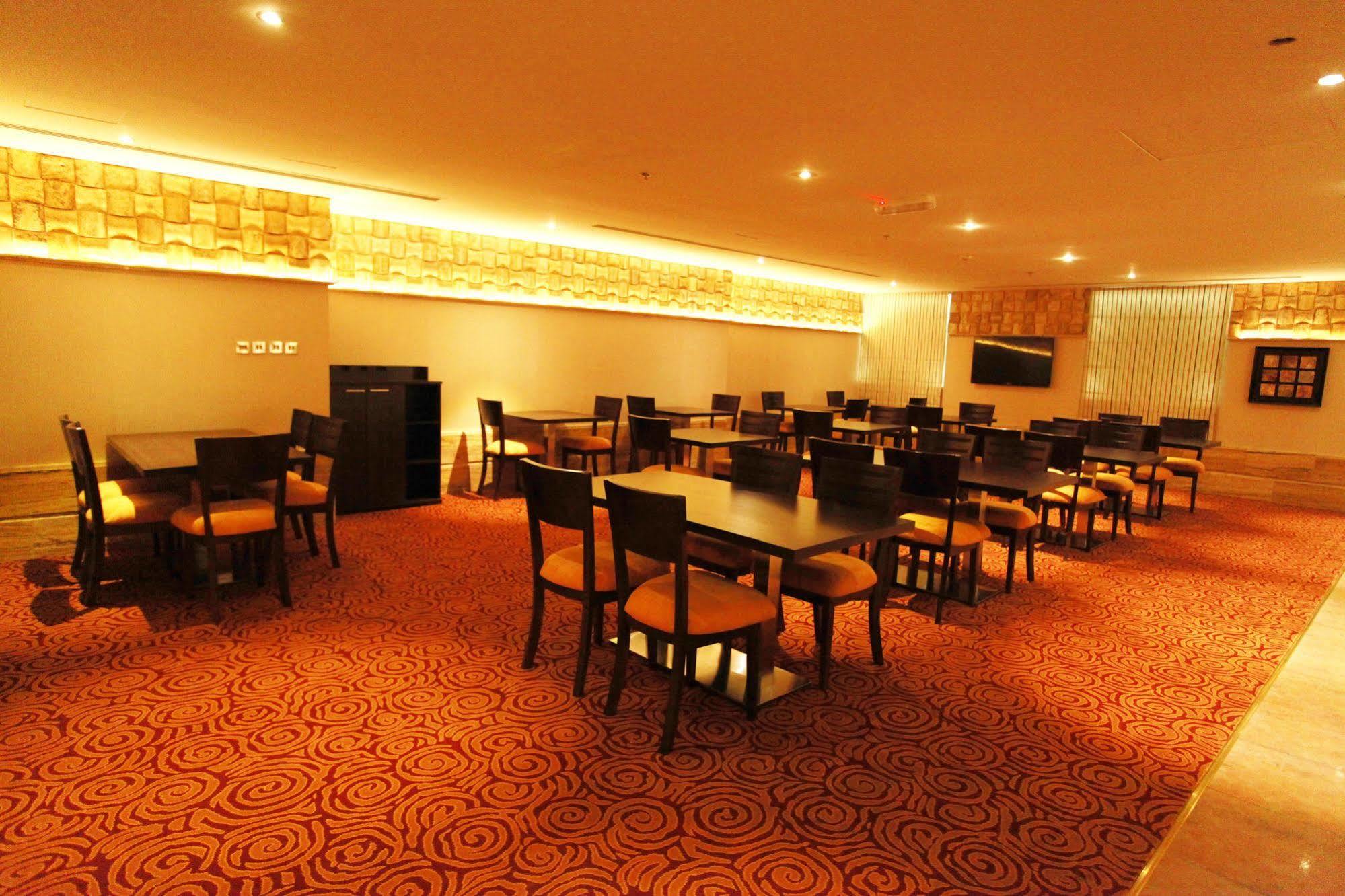 Golden Ocean Готель 3*