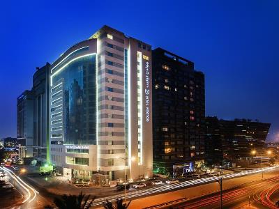 Golden Ocean Hotel